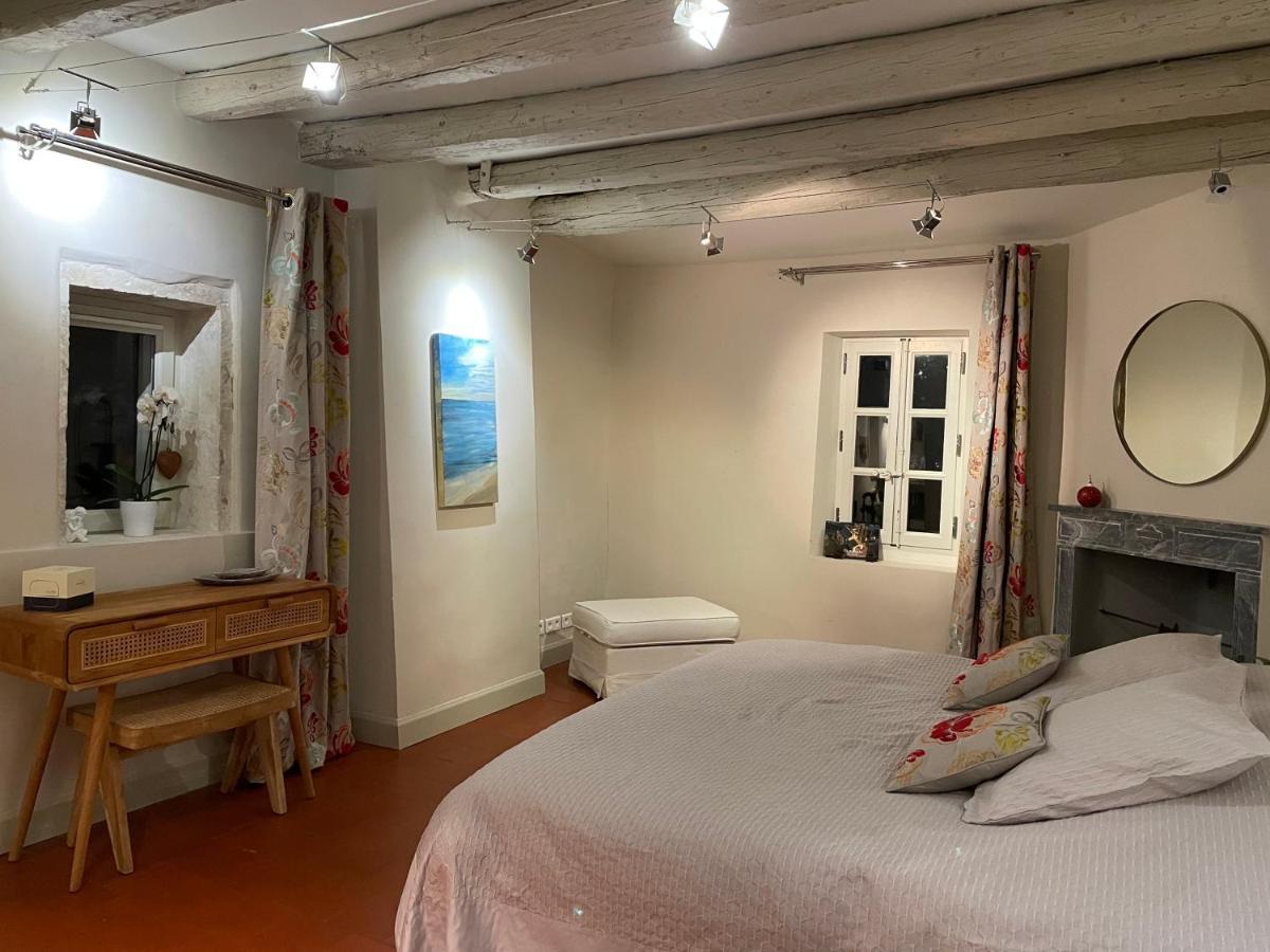 Ermitage Notre Dame De Vacquieres Bed & Breakfast Noves Dış mekan fotoğraf