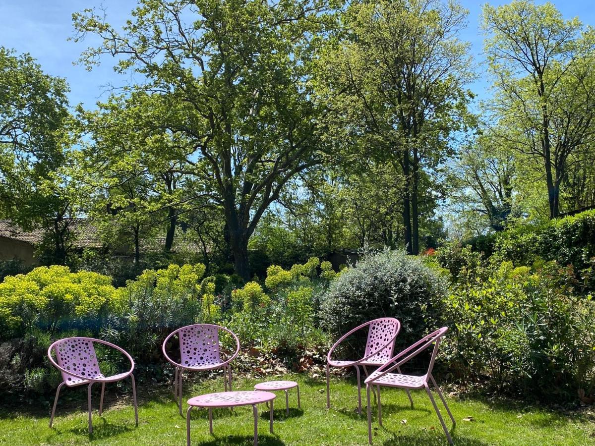 Ermitage Notre Dame De Vacquieres Bed & Breakfast Noves Dış mekan fotoğraf