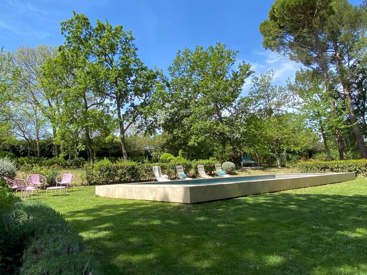 Ermitage Notre Dame De Vacquieres Bed & Breakfast Noves Dış mekan fotoğraf