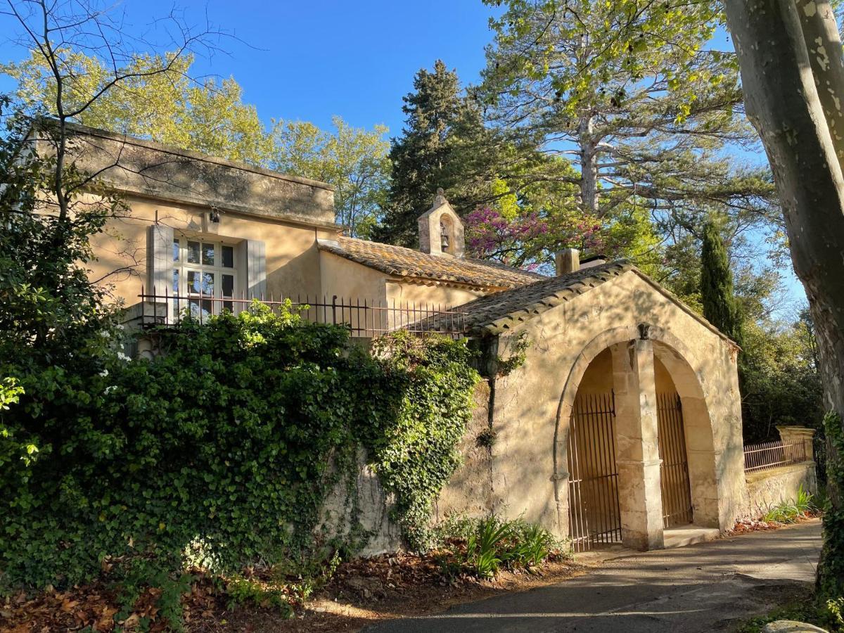 Ermitage Notre Dame De Vacquieres Bed & Breakfast Noves Dış mekan fotoğraf