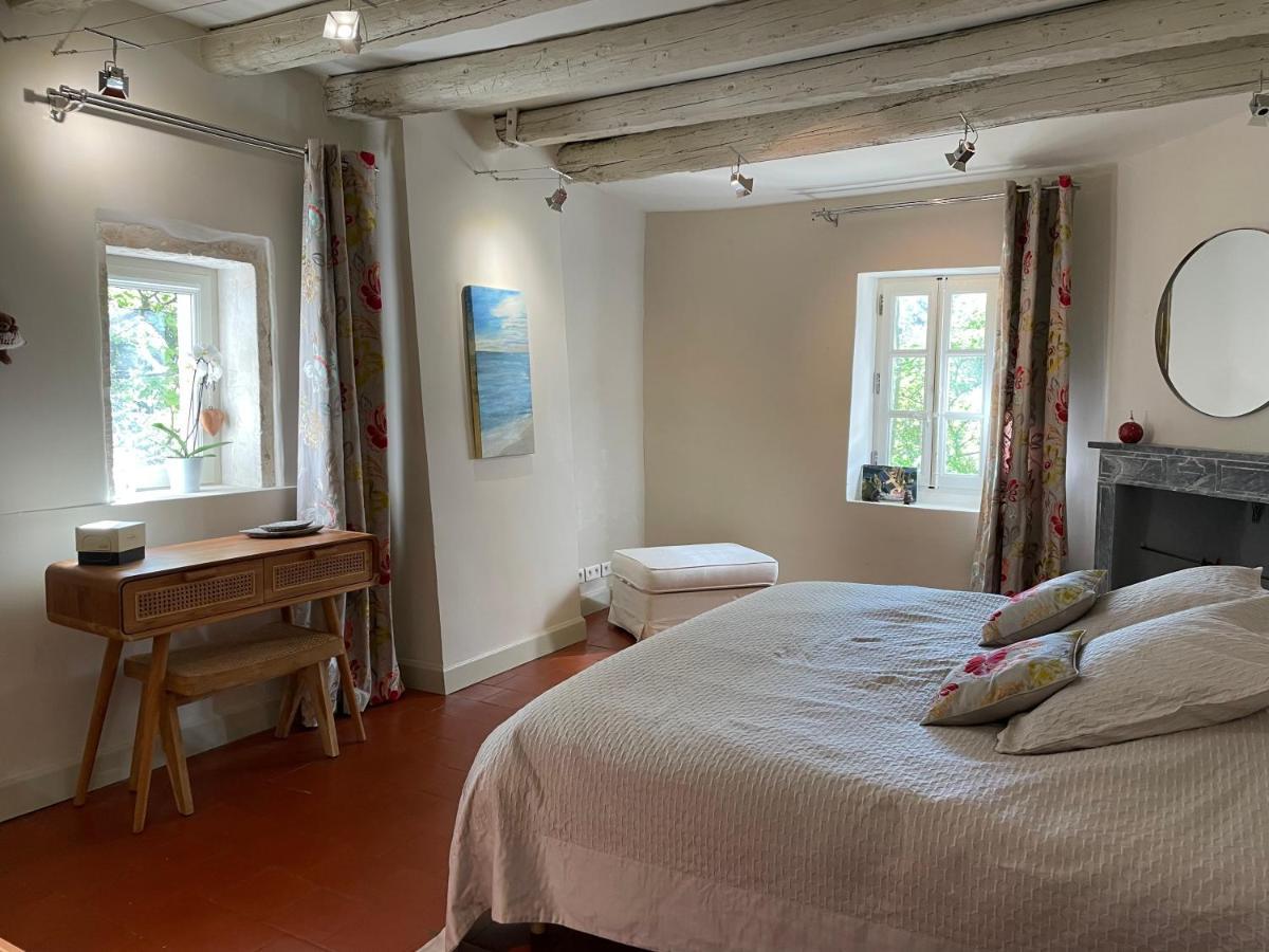 Ermitage Notre Dame De Vacquieres Bed & Breakfast Noves Dış mekan fotoğraf