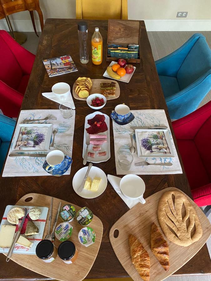 Ermitage Notre Dame De Vacquieres Bed & Breakfast Noves Dış mekan fotoğraf